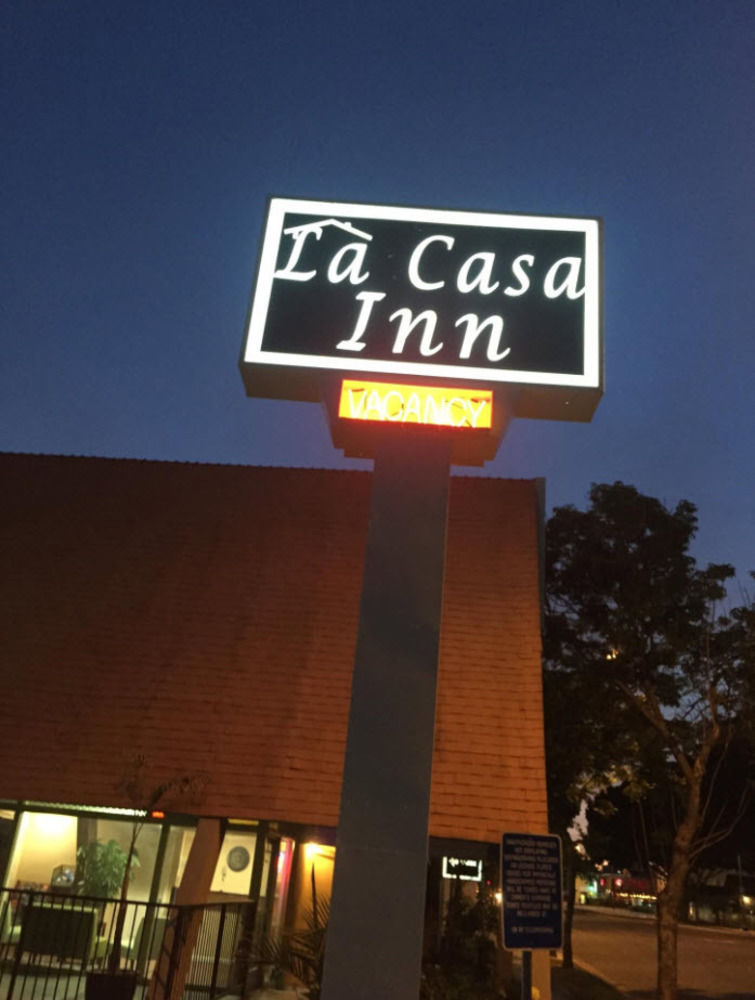 La Casa Inn Пасадина Экстерьер фото